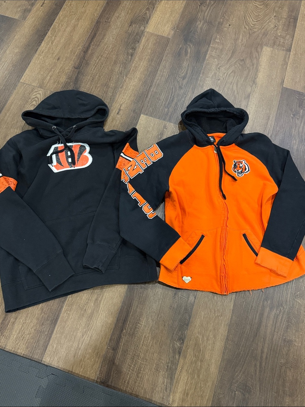 Bengals Reebok Women’s hoodies Orange & Black Team Zip-Up Hoodie